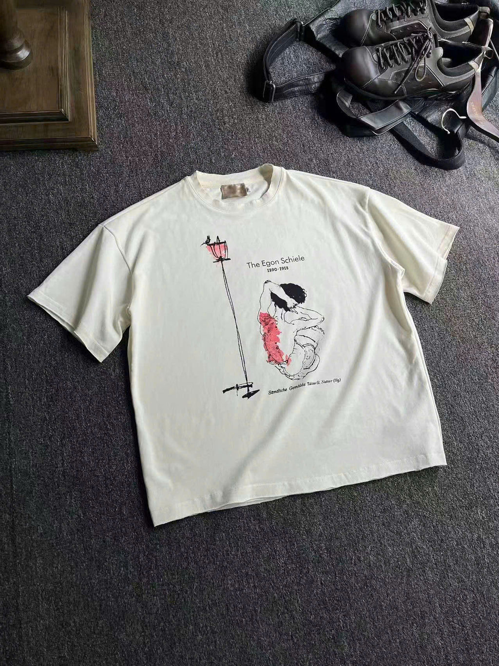 Egon Schiele Tee