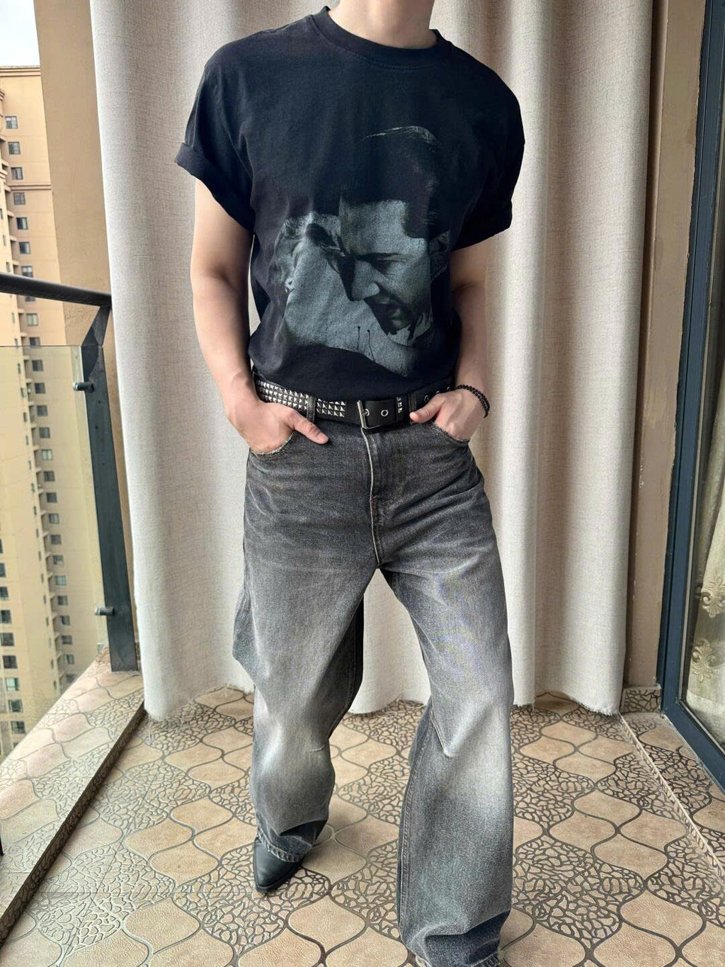 Noir Tee